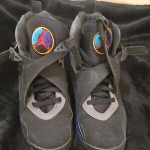 Jordan Retro Black Athletic Shoes